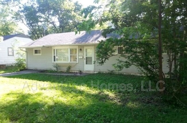 11405 Crystal Ave in Kansas City, MO - Building Photo - Building Photo