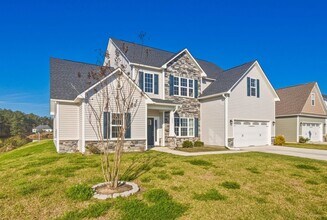 1020 Loretta Ln in New Bern, NC - Building Photo - Building Photo