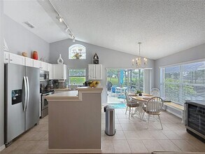 1140 Mariner Cay Dr in Haines City, FL - Foto de edificio - Building Photo