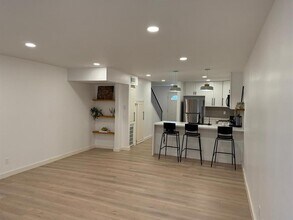 5239 Arboles Dr in Houston, TX - Building Photo - Building Photo