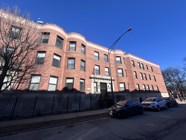 property at 364 E 59th St