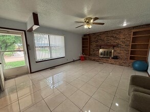 1417 Matthew Dr in Enid, OK - Building Photo - Building Photo