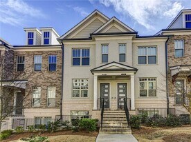 4321 Parkside Pl in Atlanta, GA - Building Photo