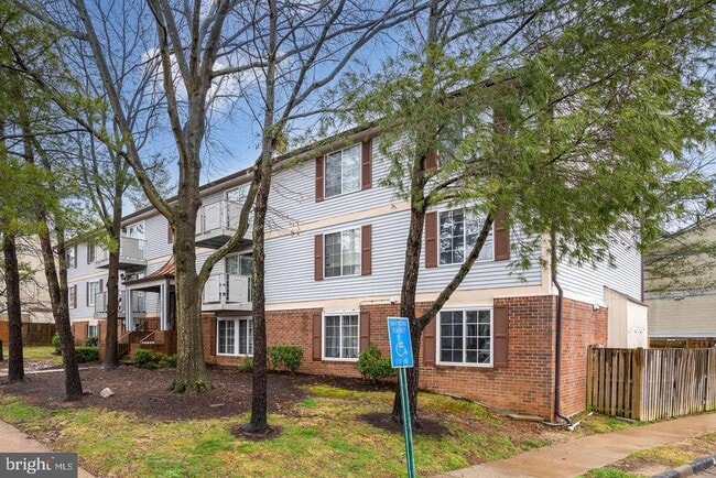 4420 Groombridge Way in Alexandria, VA - Building Photo - Building Photo