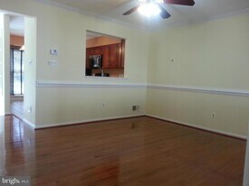 12002 Lisa Marie Ct in Fairfax, VA - Building Photo