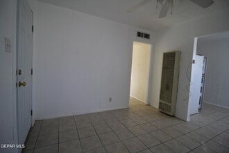 3900 Flory Ave, Unit 5 in El Paso, TX - Building Photo - Building Photo