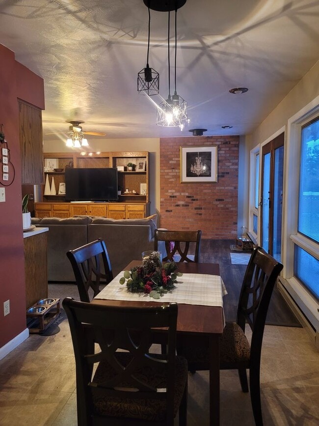 6117 Shannon Ave in Cheyenne, WY - Building Photo - Building Photo