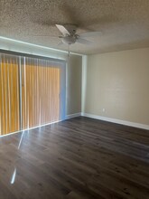 3108 James Ln in Turlock, CA - Foto de edificio - Building Photo