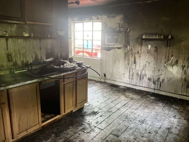 property at 3990 Foxboro Dr