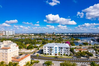 Cadillac Apartments in Tampa, FL - Building Photo - Building Photo