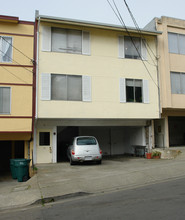 68 Lausanne Ave in Daly City, CA - Building Photo - Building Photo