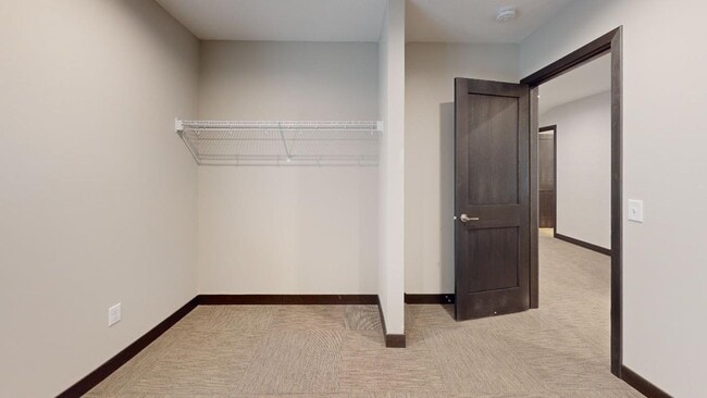 715 12th Ave SE in Minneapolis, MN - Foto de edificio - Building Photo