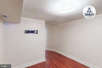 2225 Brookfield Ave in Baltimore, MD - Building Photo - Building Photo