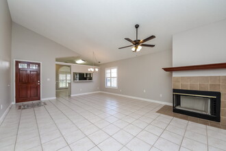 791 E Charing Cross Cir in Lake Mary, FL - Building Photo - Building Photo