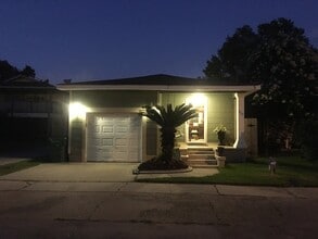 525 Maple Ave in Harvey, LA - Building Photo - Building Photo