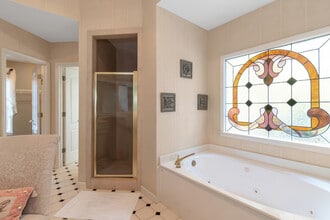 3410 Kates Way in Duluth, GA - Foto de edificio - Building Photo