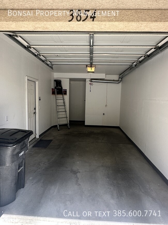 3854 Garonne Ave in West Jordan, UT - Building Photo - Building Photo