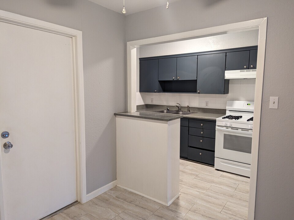 3701 Southmoor Ln in Wichita Falls, TX - Building Photo