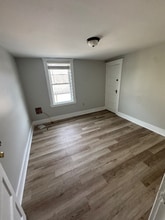 11 Nixon Ave in Worcester, MA - Building Photo - Building Photo