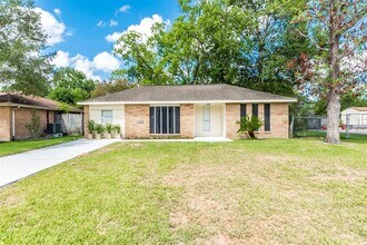 405 Bellmar Ln in Friendswood, TX - Building Photo - Building Photo