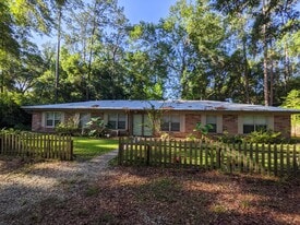 315 NW 19th Ln, Unit #4 in Gainesville, FL - Building Photo