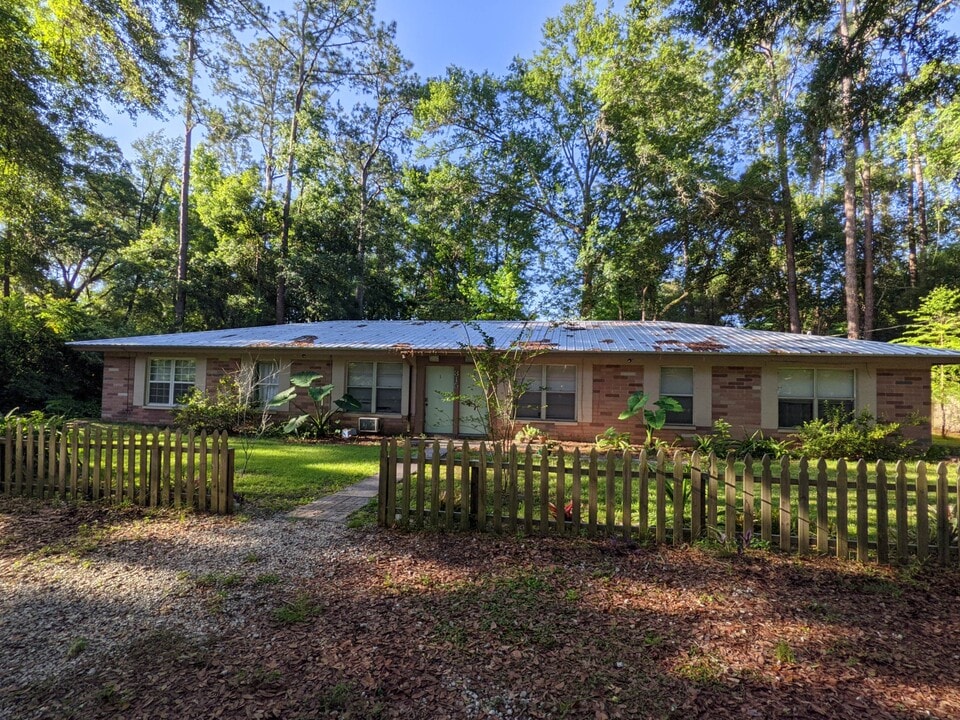 315 NW 19th Ln, Unit #4 in Gainesville, FL - Building Photo
