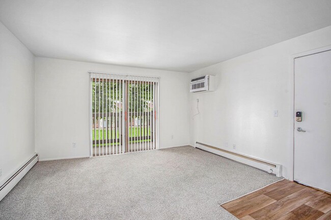 Fairlane Apartments