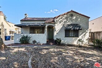 426 N Vista St in Los Angeles, CA - Building Photo - Building Photo