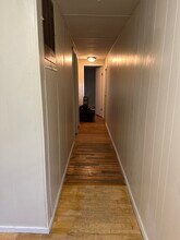 3064 Safronia Shores Rd in Navarre, FL - Foto de edificio - Building Photo