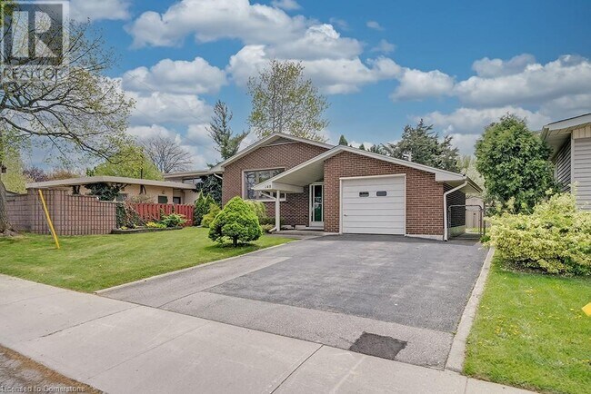 148 Inverness Ave E in Hamilton, ON - Building Photo - Building Photo