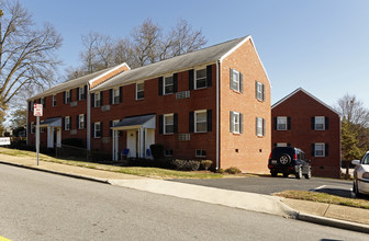 Smallwood Apartments in Raleigh, NC - Building Photo - Building Photo