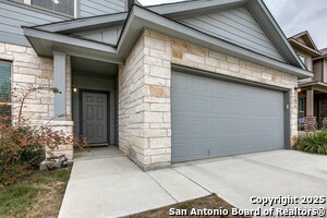 7721 Champion Crk in San Antonio, TX - Building Photo - Building Photo
