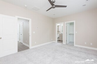 1320 S College Ave in Fayetteville, AR - Building Photo - Building Photo