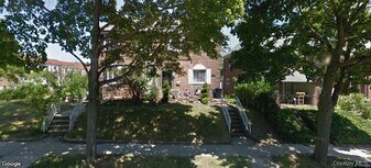 175-07 73rd Ave in Queens, NY - Building Photo