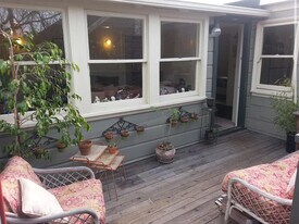 5530 Beaudry St, Unit D in Emeryville, CA - Building Photo