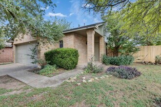 1008 Balanced Rock Pl in Round Rock, TX - Building Photo - Building Photo