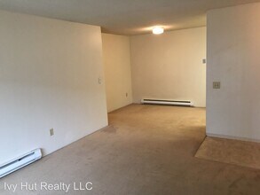 2215 S Chase St in Port Angeles, WA - Building Photo - Building Photo