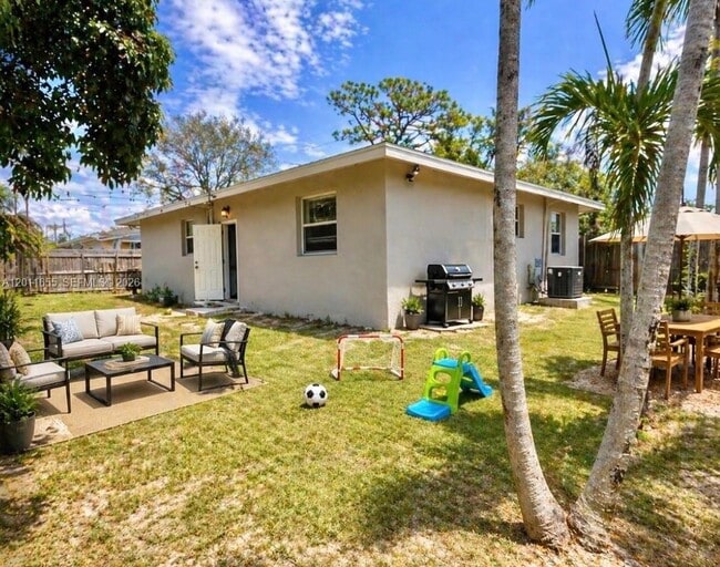 property at 1201 NE 6th Ave