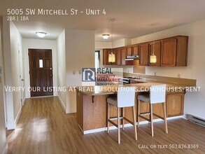 5005 SW Mitchell St in Portland, OR - Building Photo - Building Photo