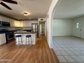9414 N 17th St in Phoenix, AZ - Building Photo - Building Photo