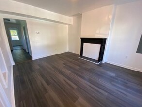 1006 Rome St in Petersburg, VA - Building Photo - Building Photo