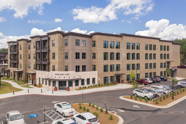 Village Park- Senior Apartments in Alpharetta, GA - Foto de edificio - Building Photo