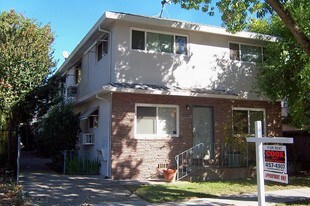 2727 V St in Sacramento, CA - Building Photo