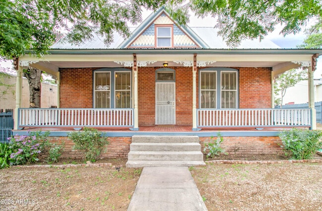 property at 385 S Broad St