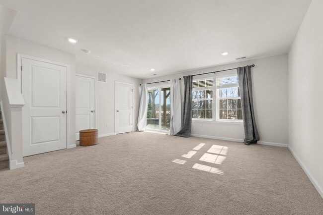 14 Lilac Cir in Mount Laurel, NJ - Building Photo - Building Photo