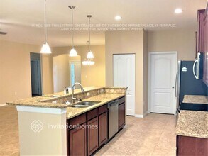 6319 Twin Bridges Dr in Zephyrhills, FL - Building Photo - Building Photo