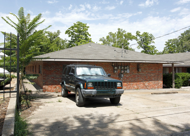 1231 S Quincy Ave in Tulsa, OK - Foto de edificio - Building Photo