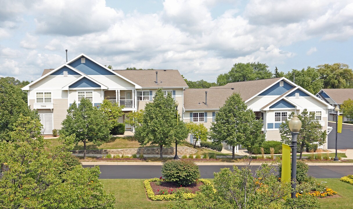 Arbor Ridge in Milwaukee, WI - Foto de edificio
