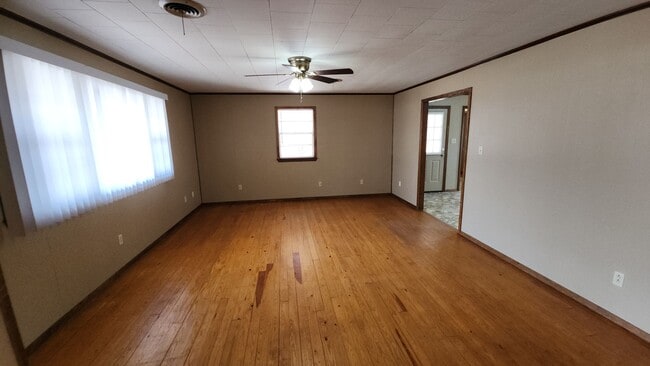 605 N Front St in Dardanelle, AR - Building Photo - Building Photo