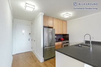 201 East 86th St in New York, NY - Building Photo - Building Photo